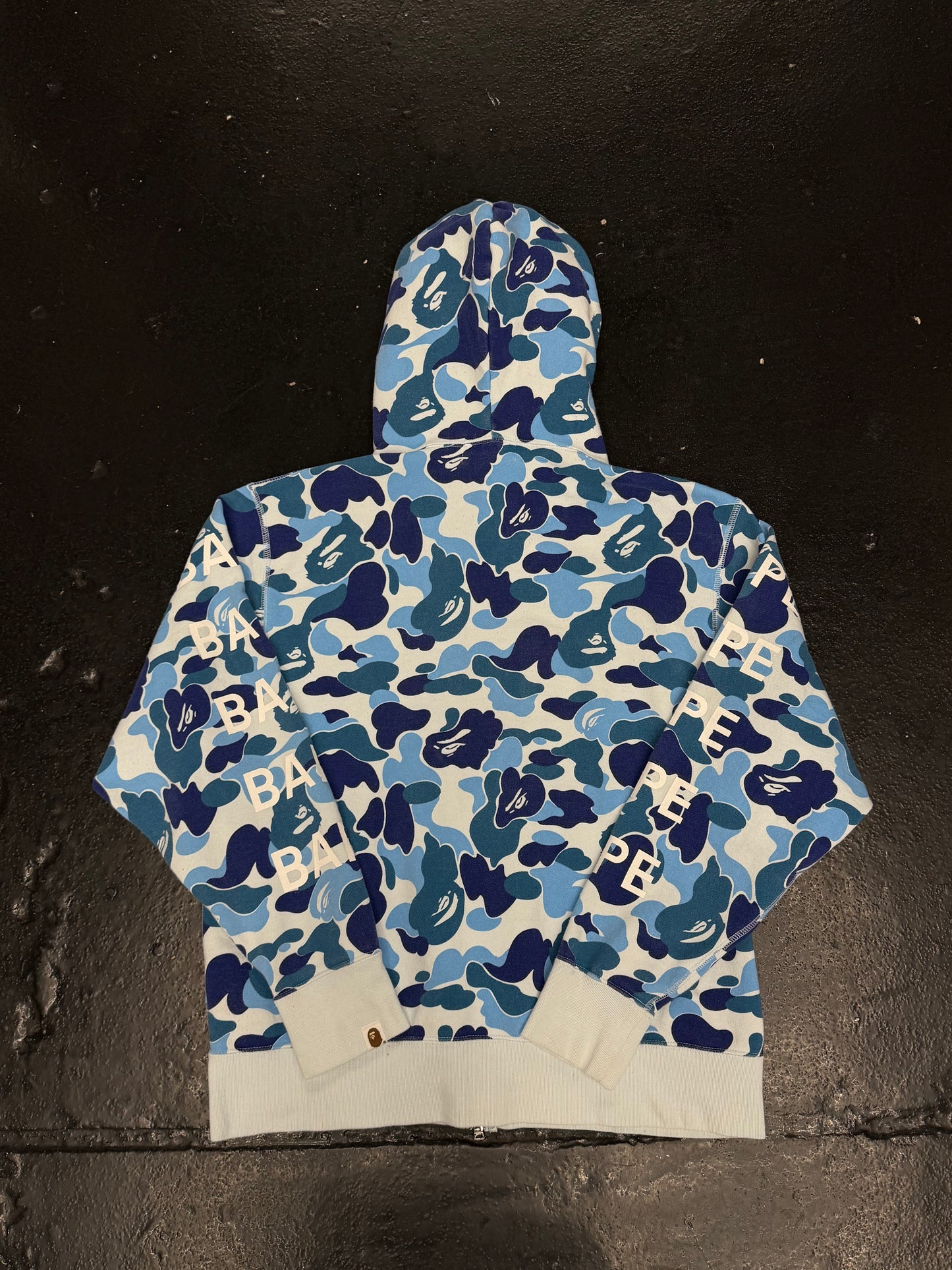 A BATHING APE BAPE ABC CAMO FULL ZIP UP (PRE-OWNED)