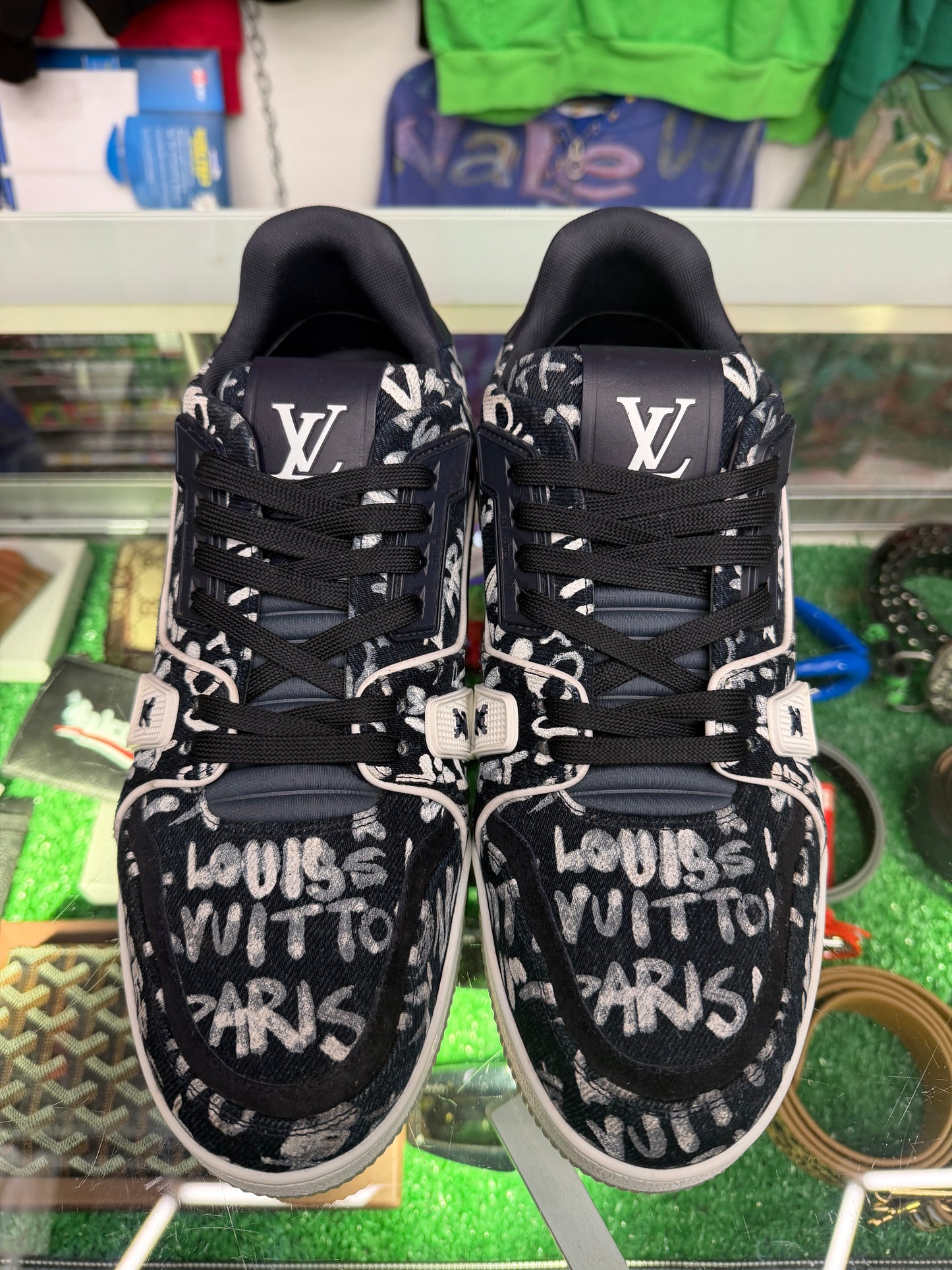 LOUIS VUITTON LV GRAFFITI TRAINERS (PRE-OWNED NO BOX)