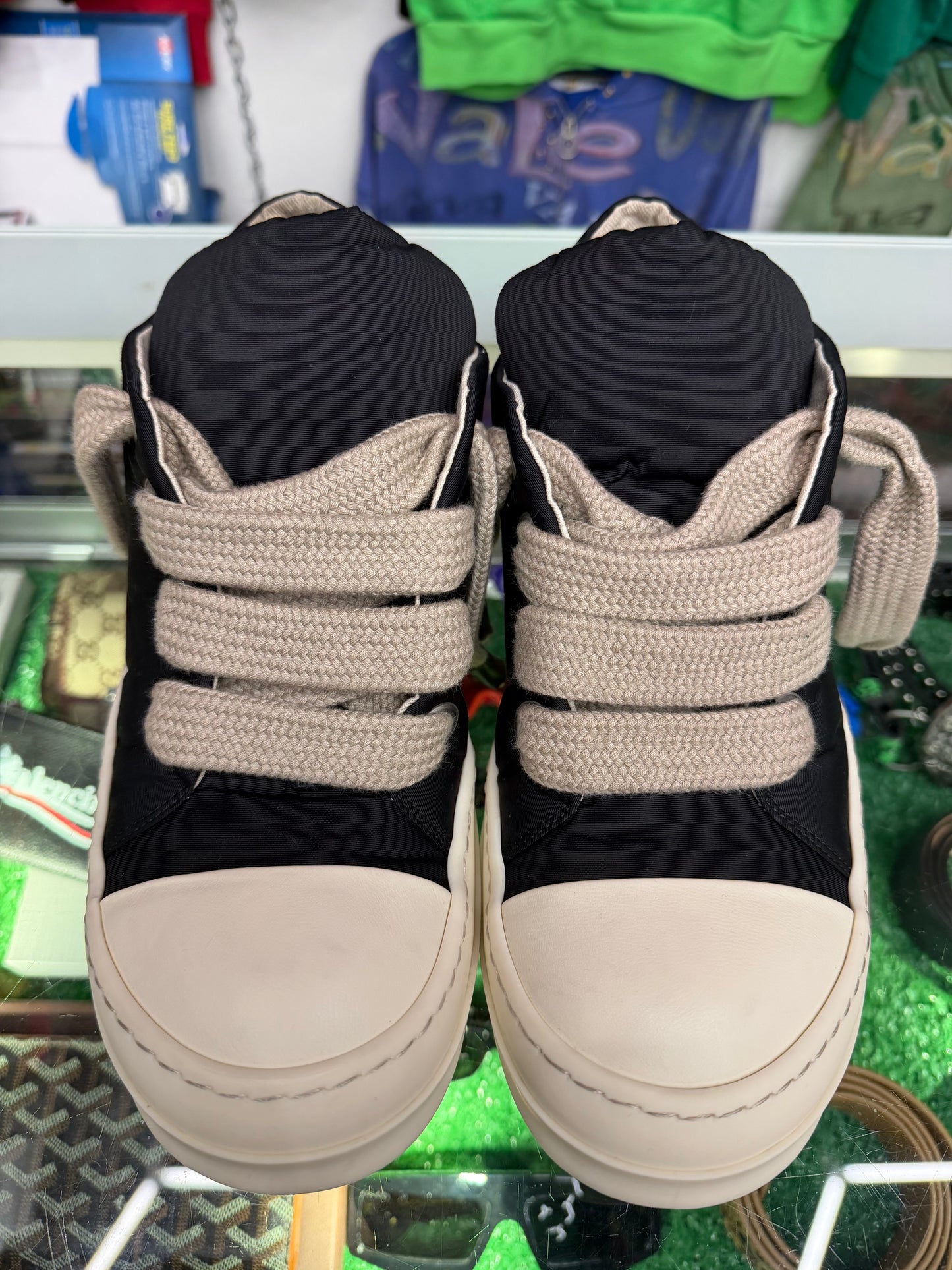 RICK OWENS DRKSHDW NYLON JUMBO LACE PUFFY RAMONES (PRE-OWNED W/ BOX)