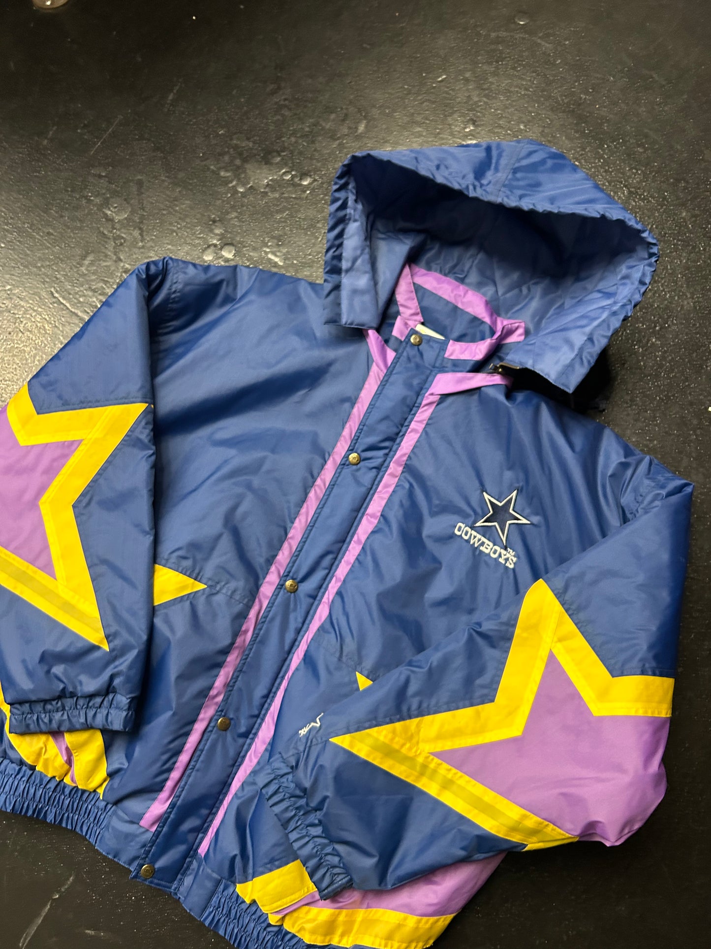 DALLAS COWBOYS VINTAGE PUFFER JACKET (PRE-OWNED)