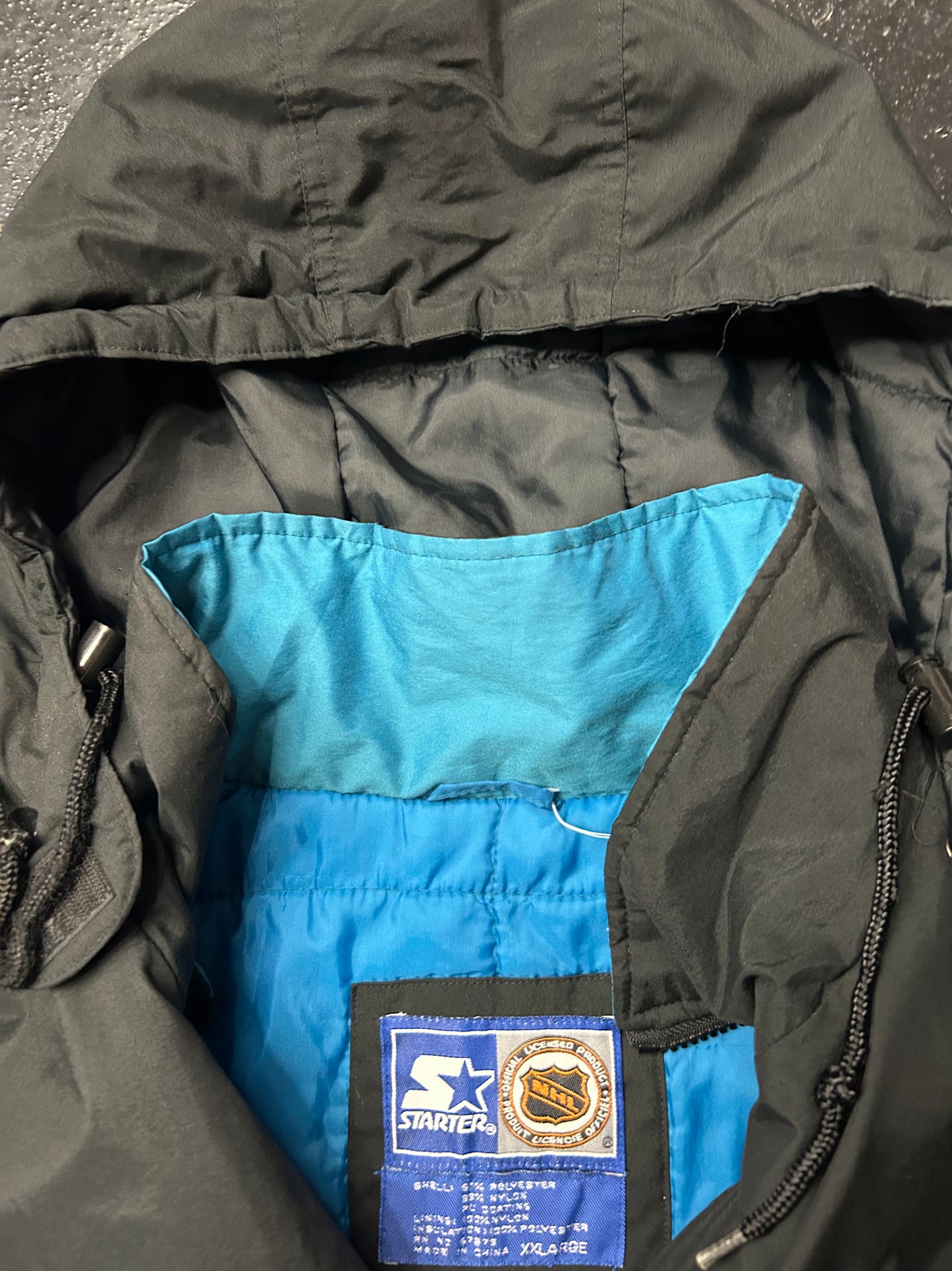 SAN JOSE SHARKS NHL VINTAGE PUFFER JACKET (PRE-OWNED)