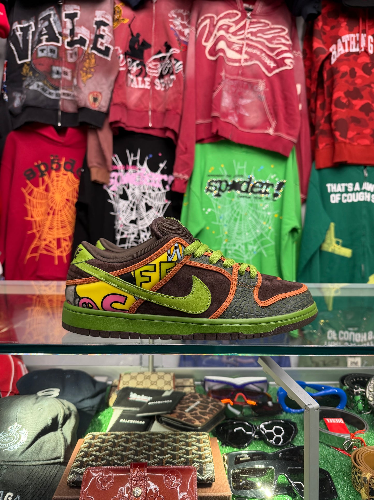 DUNK LOW SB DE LA SOUL LOW (PRE-OWNED W/ BOX)
