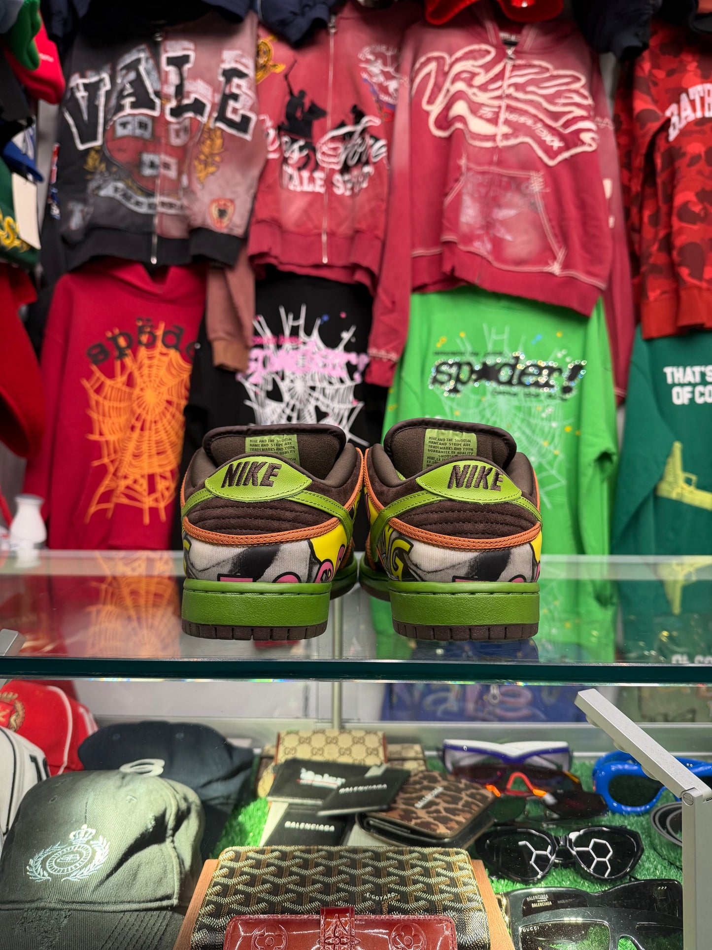 DUNK LOW SB DE LA SOUL LOW (PRE-OWNED W/ BOX)