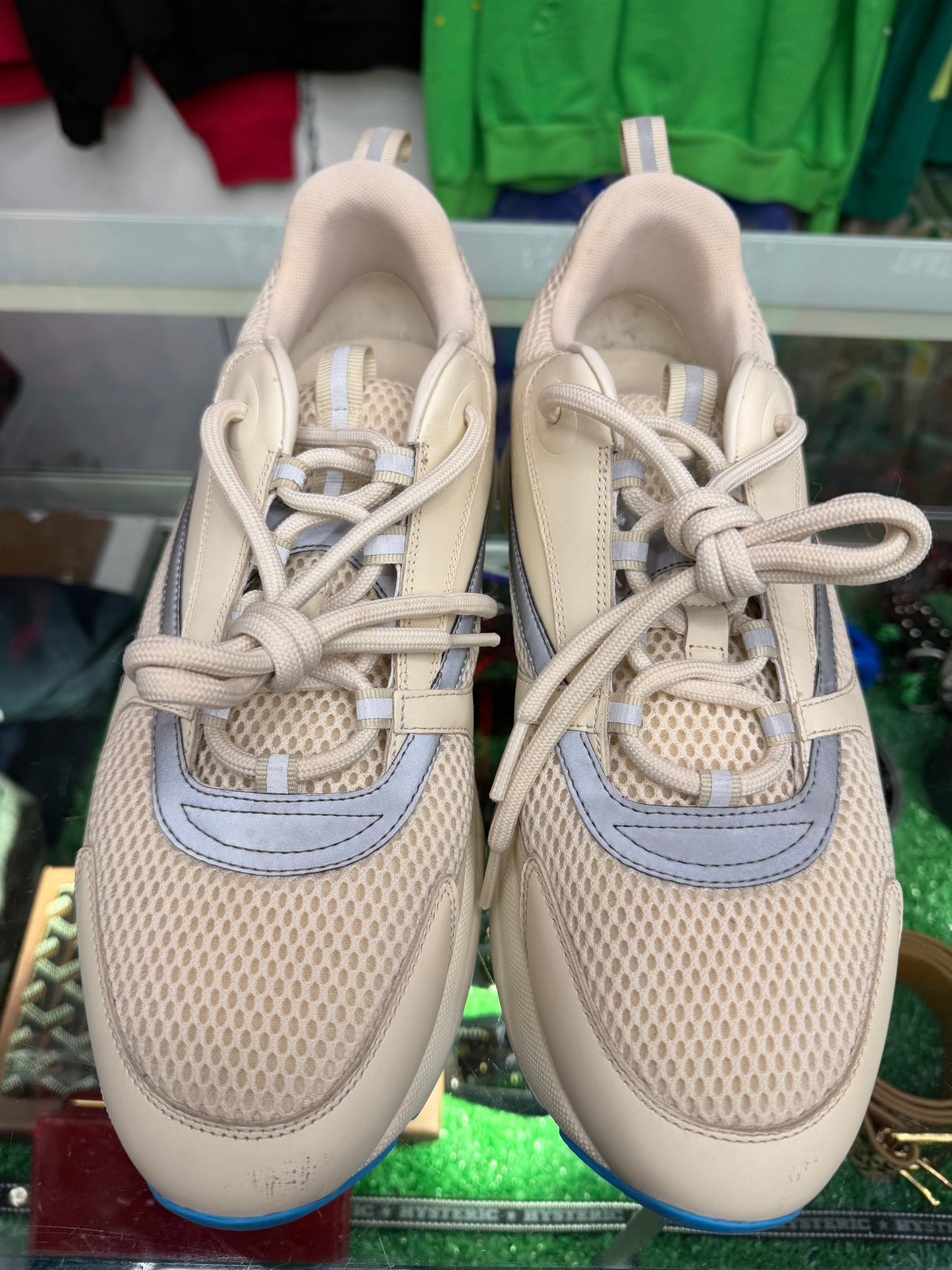 DIOR B22 RUNNERS CREAM LIGHT BLUE (PRE-OWNED W/ BOX)