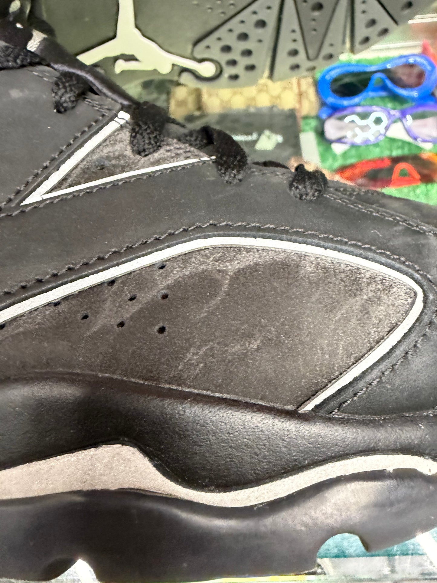 JORDAN 6 CAP AND GOWN (PRE-OWNED W/ BOX)