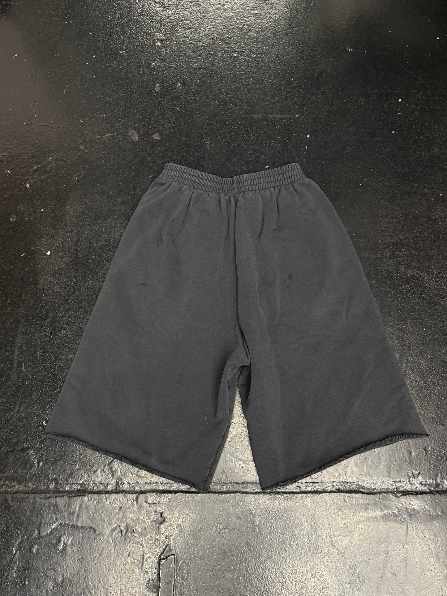 BALECNIAGA X UNDER ARMOUR 3/4 CUT OFF SWEAT SHORTS (PRE-OWNED)