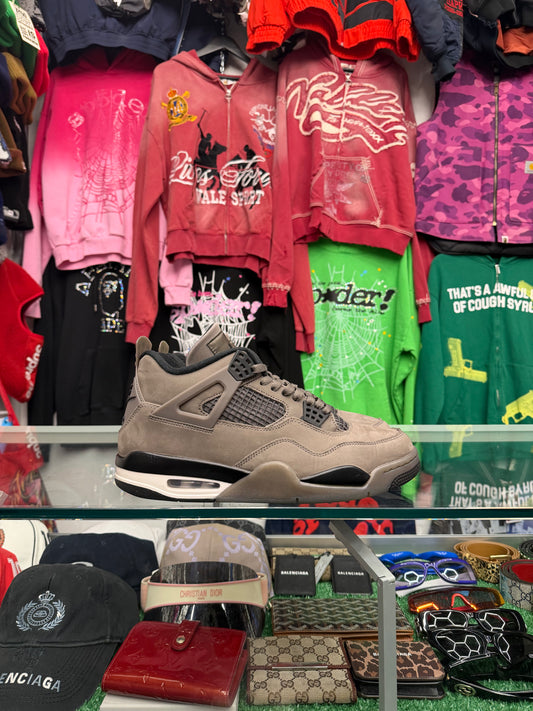 JORDAN 4 CAVESTONE (PRE-OWNED W/ BOX)