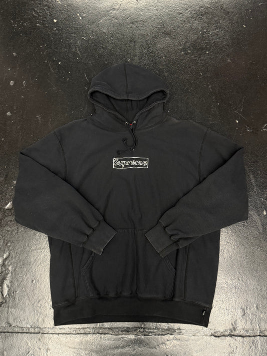 SUPREME KAWS BOX LOGO HOODIE (PRE-OWNED)