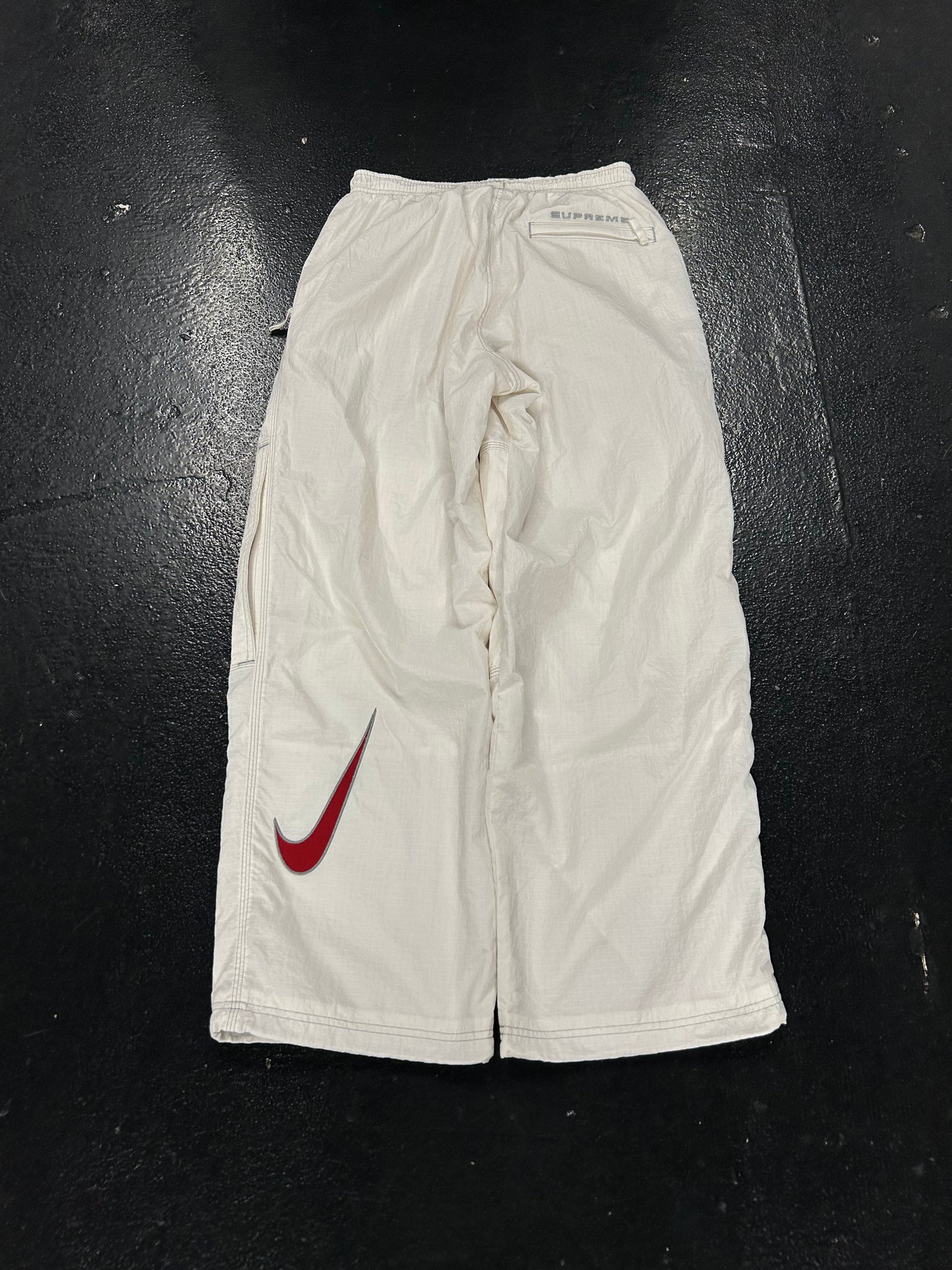 SUPREME X NIKE RIPSTOP TRACK PANTS “WHITE” (PRE-OWNED)