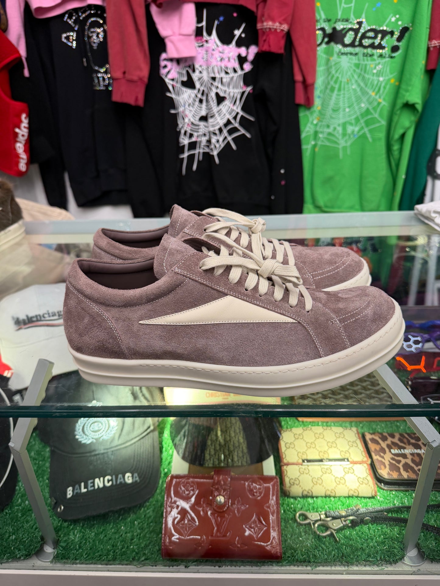RICK OWENS LIDO VINTAGE DUST SNEAKER (PRE-OWNED W/ BOX)