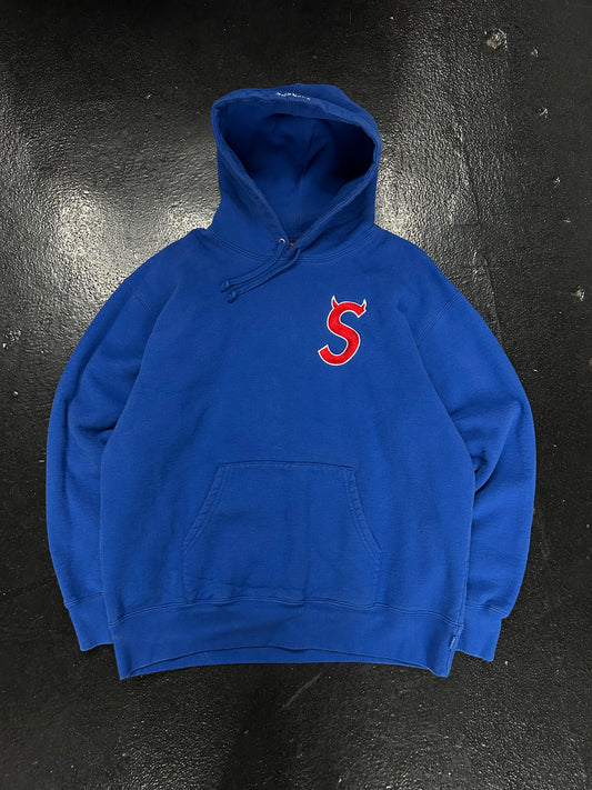 SUPREME HOODIE S DEVIL HORNS (PRE OWNED)