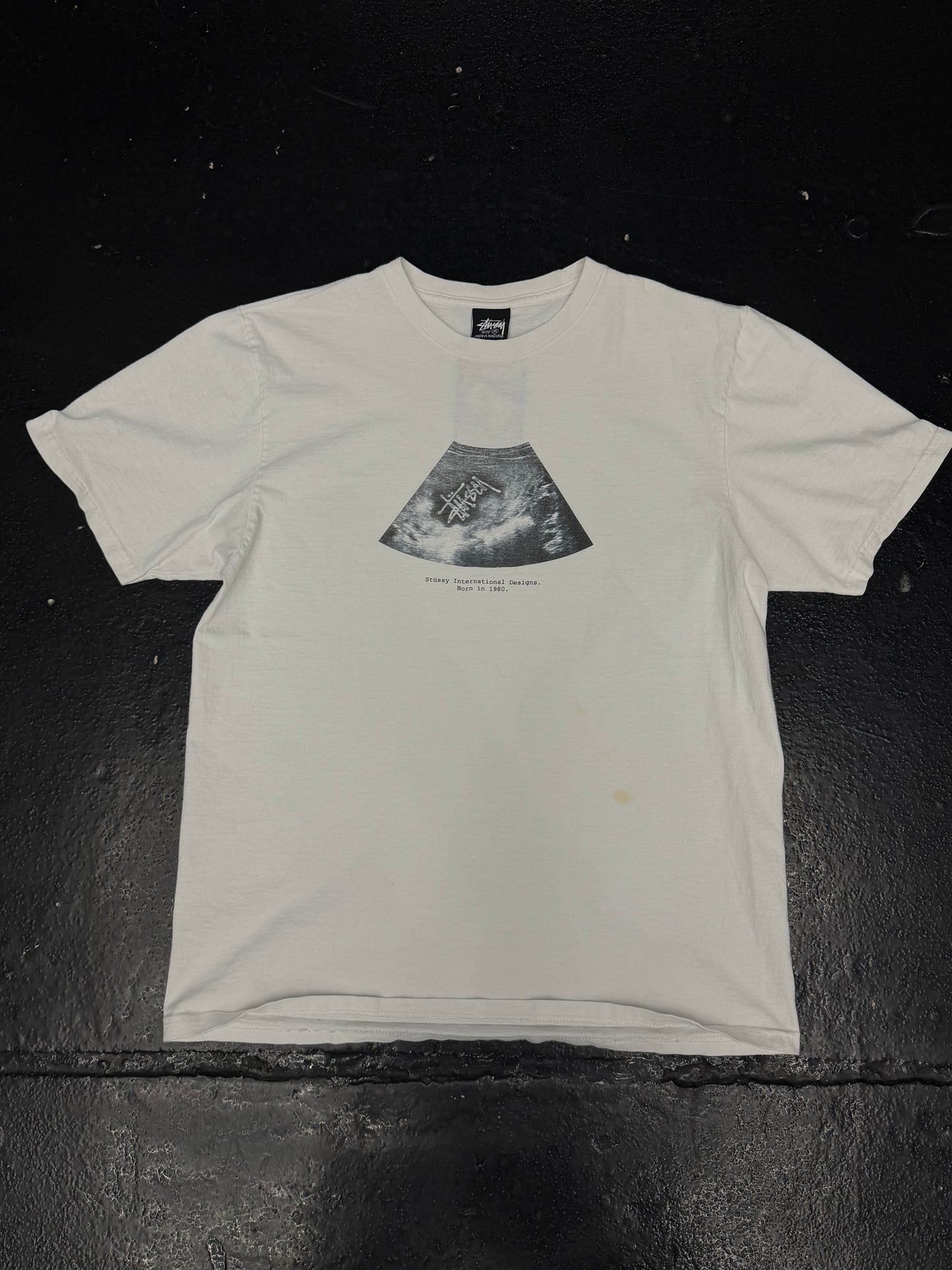 STUSSY INTERNATIONAL DESIGNS T-SHIRT