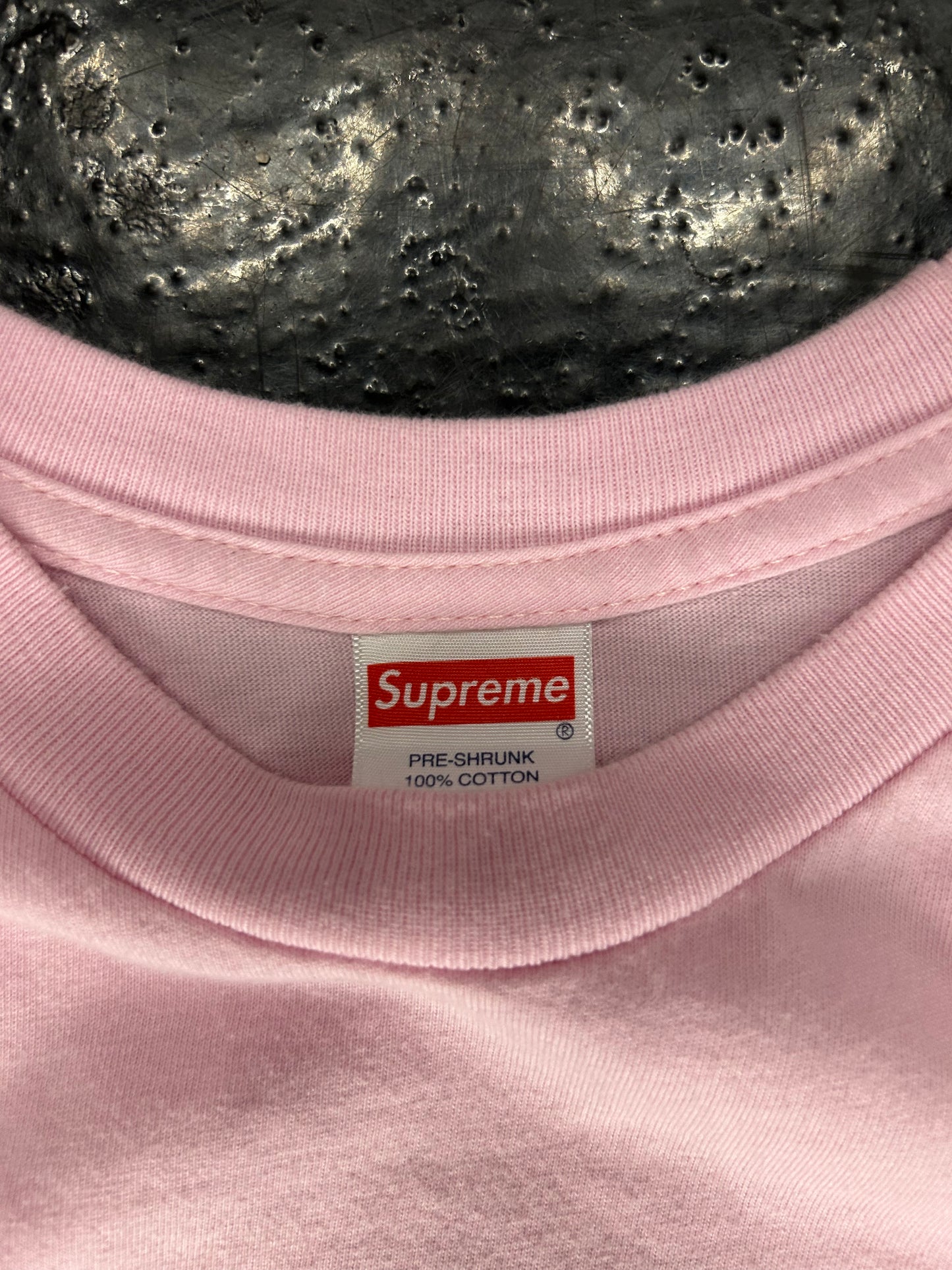 SUPREME PINK SUPPORT UNIT TEE (PRE OWNED)