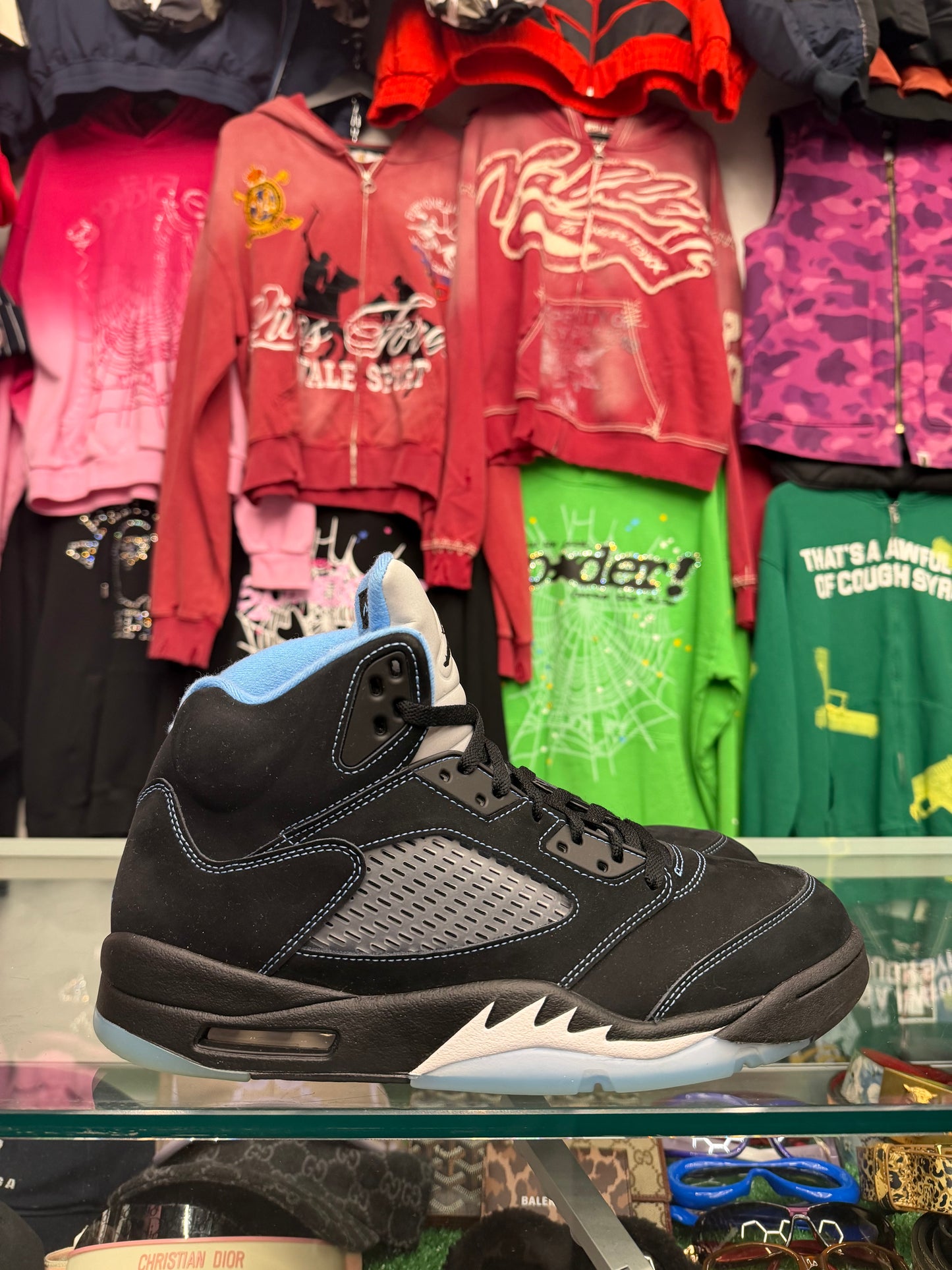 JORDAN 5 BLACK UNIVERSITY BLUE (PRE-OWNED W/ BOX)