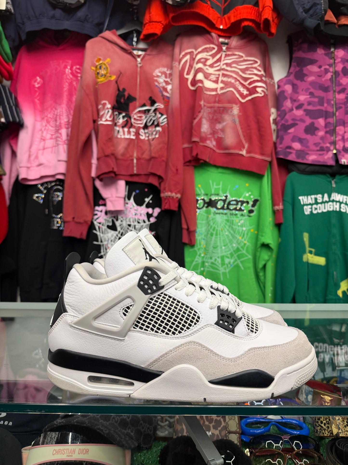 JORDAN 4 MILITARY BLACK (PRE-OWNED W/ BOX)