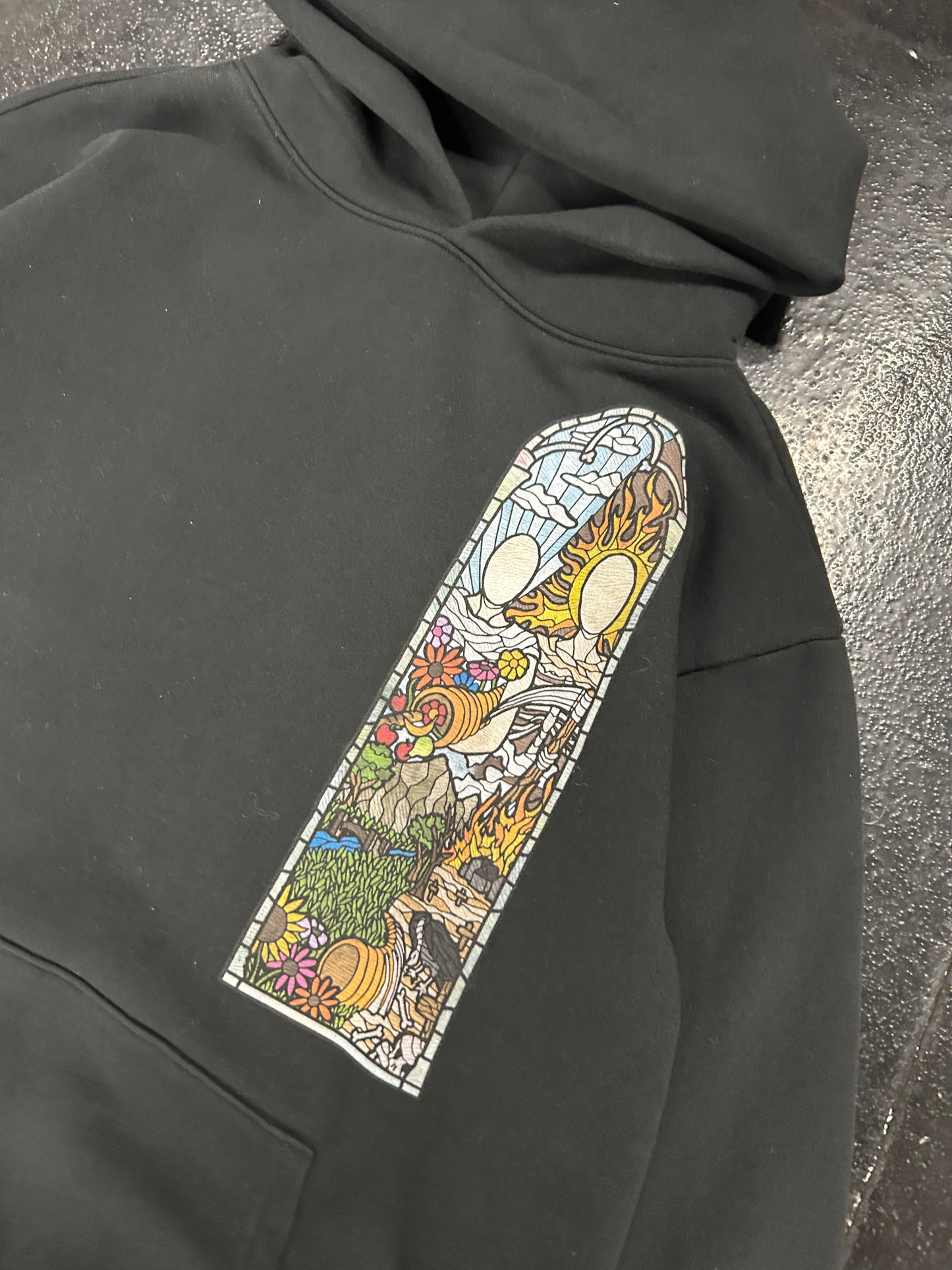 WHO DECIDES WAR SCARCE PROJECTS BLACK HOODIE (BRAND NEW W DEFECTS)