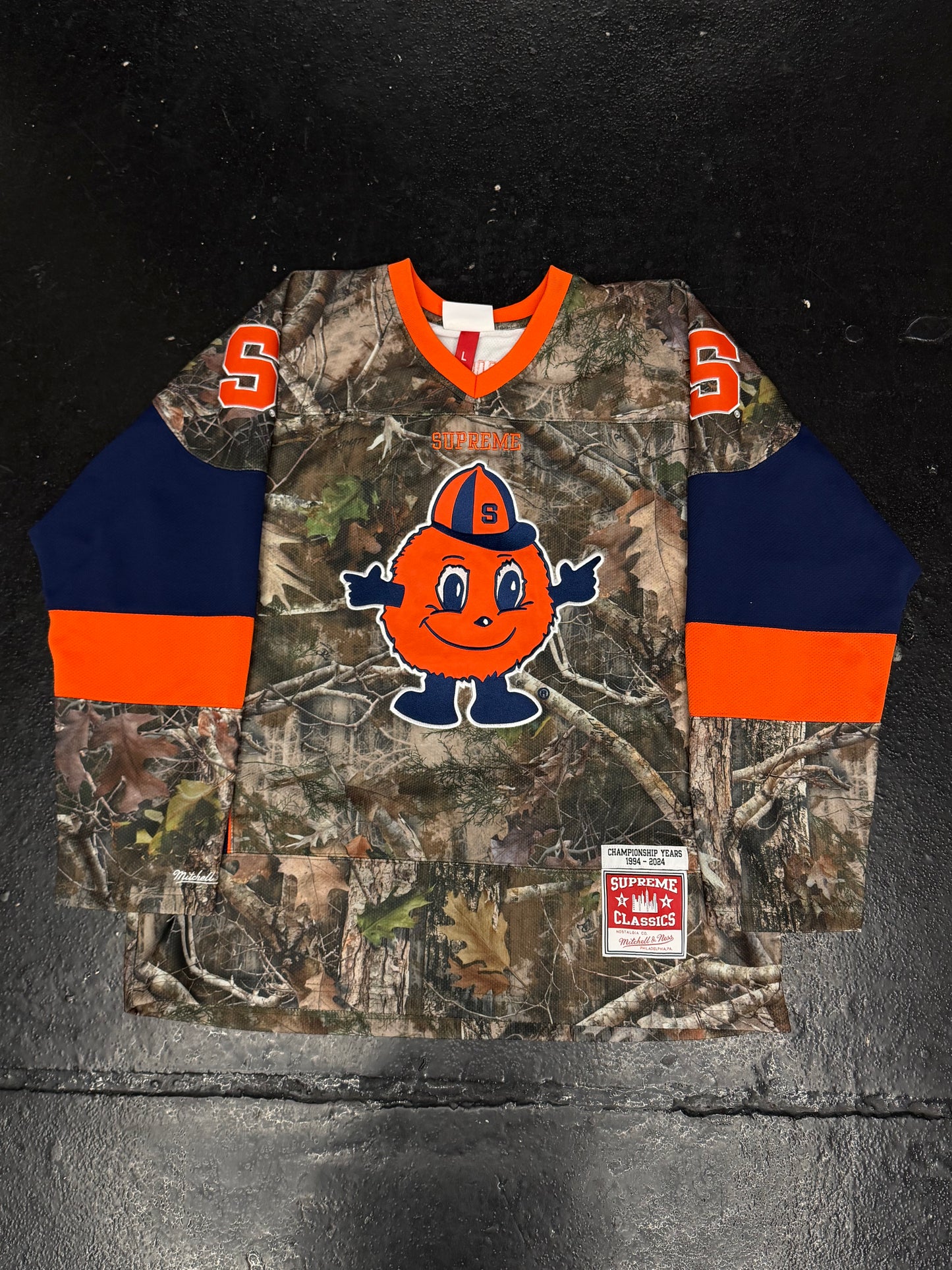 SUPREME X MICHELL & NESS NCAA SYRACUSE HOCKEY JERSEY (VNDS)
