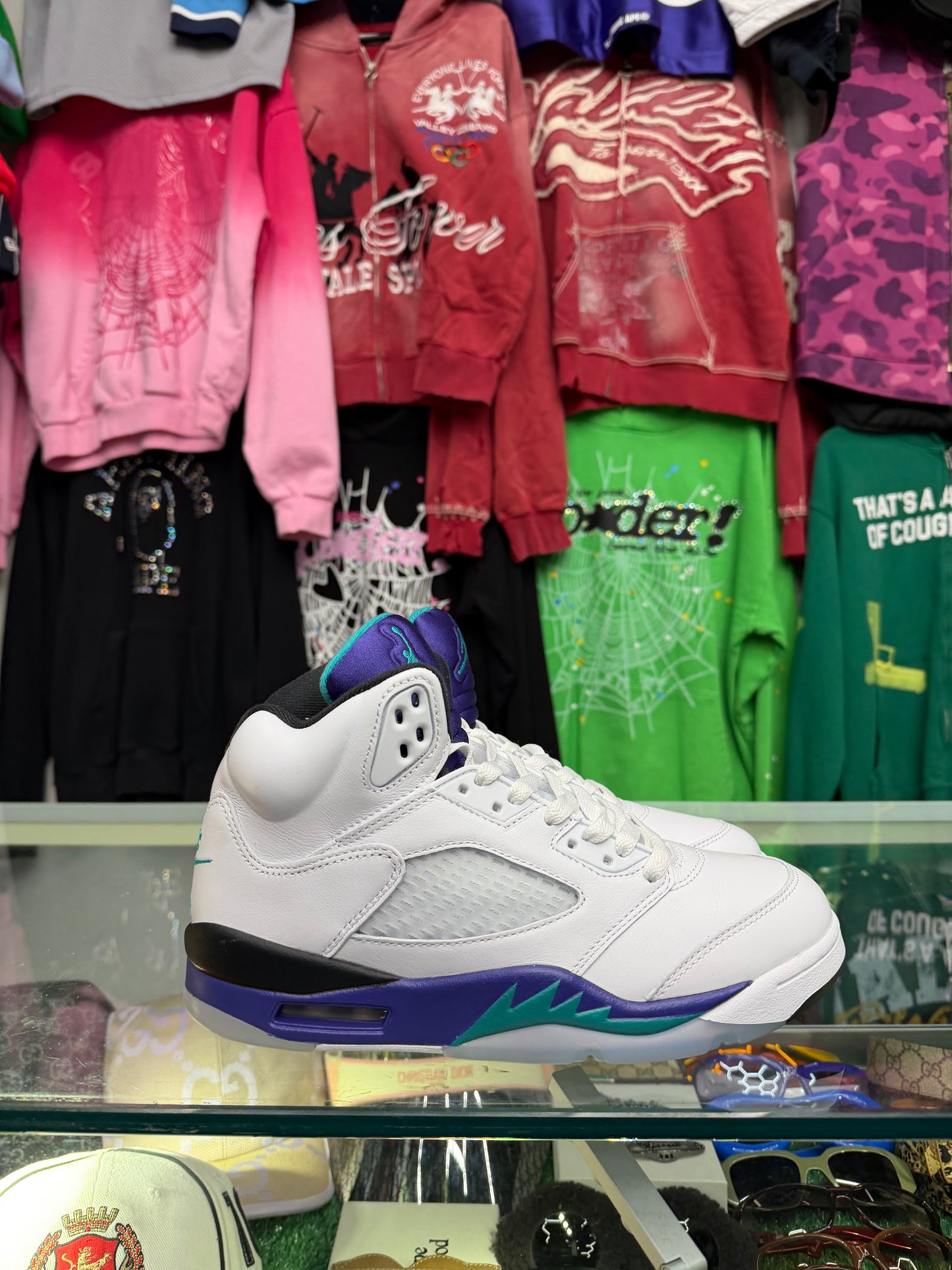 JORDAN 5 GRAPE (PRE-OWNED W/ BOX)
