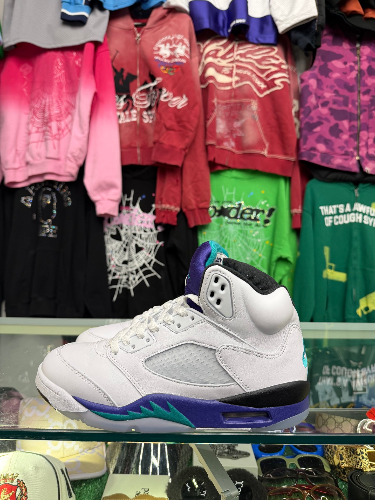 JORDAN 5 GRAPE (PRE-OWNED W/ BOX)