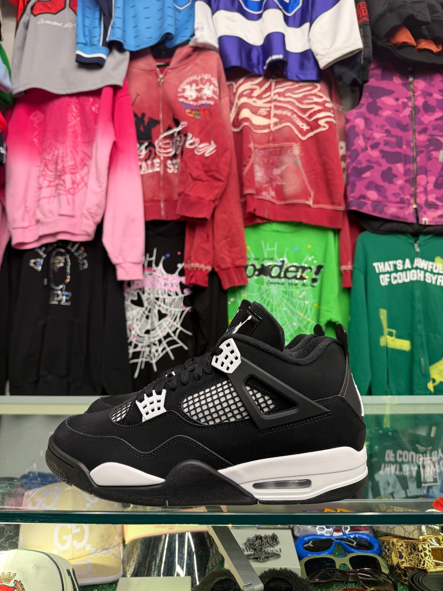 JORDAN 4 WHITE THUNDER (PRE-OWNED W/ BOX)