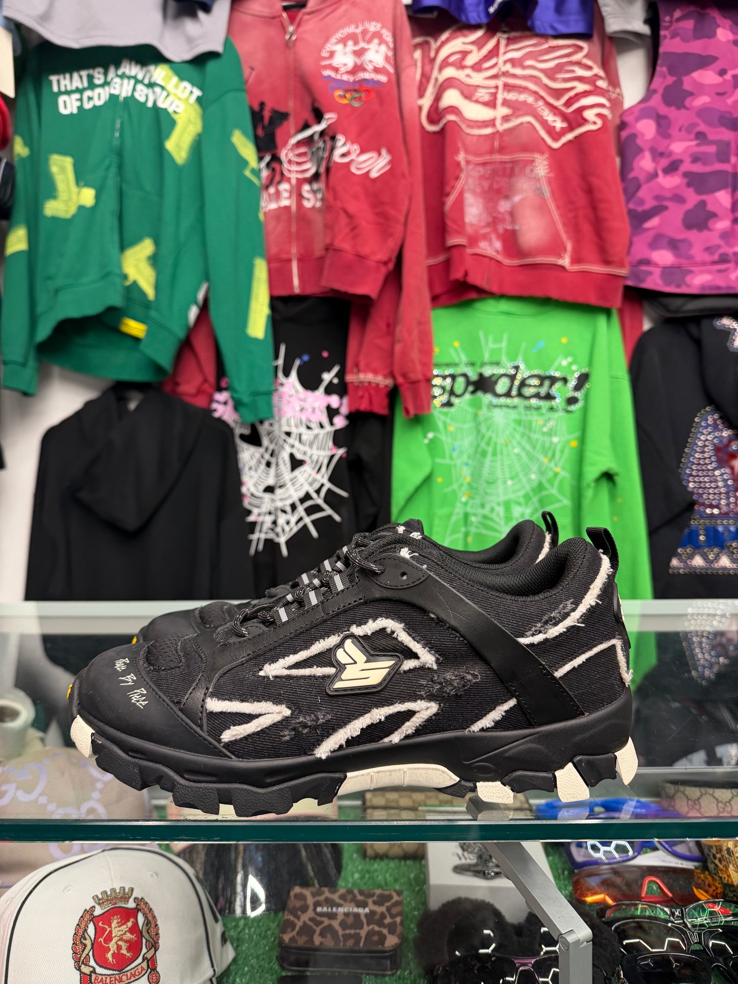 SICKO X VESSEL BLACK HIKING SHOE (PRE-OWNED W/ BOX)