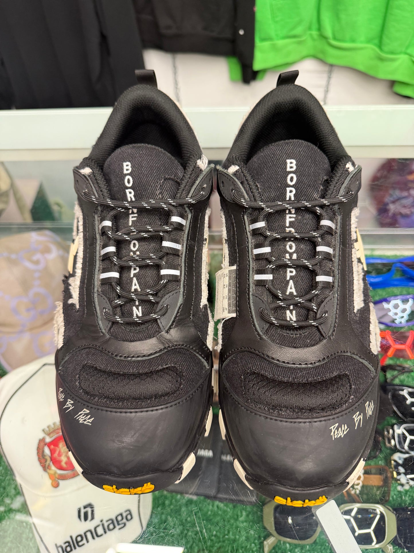 SICKO X VESSEL BLACK HIKING SHOE (PRE-OWNED W/ BOX)