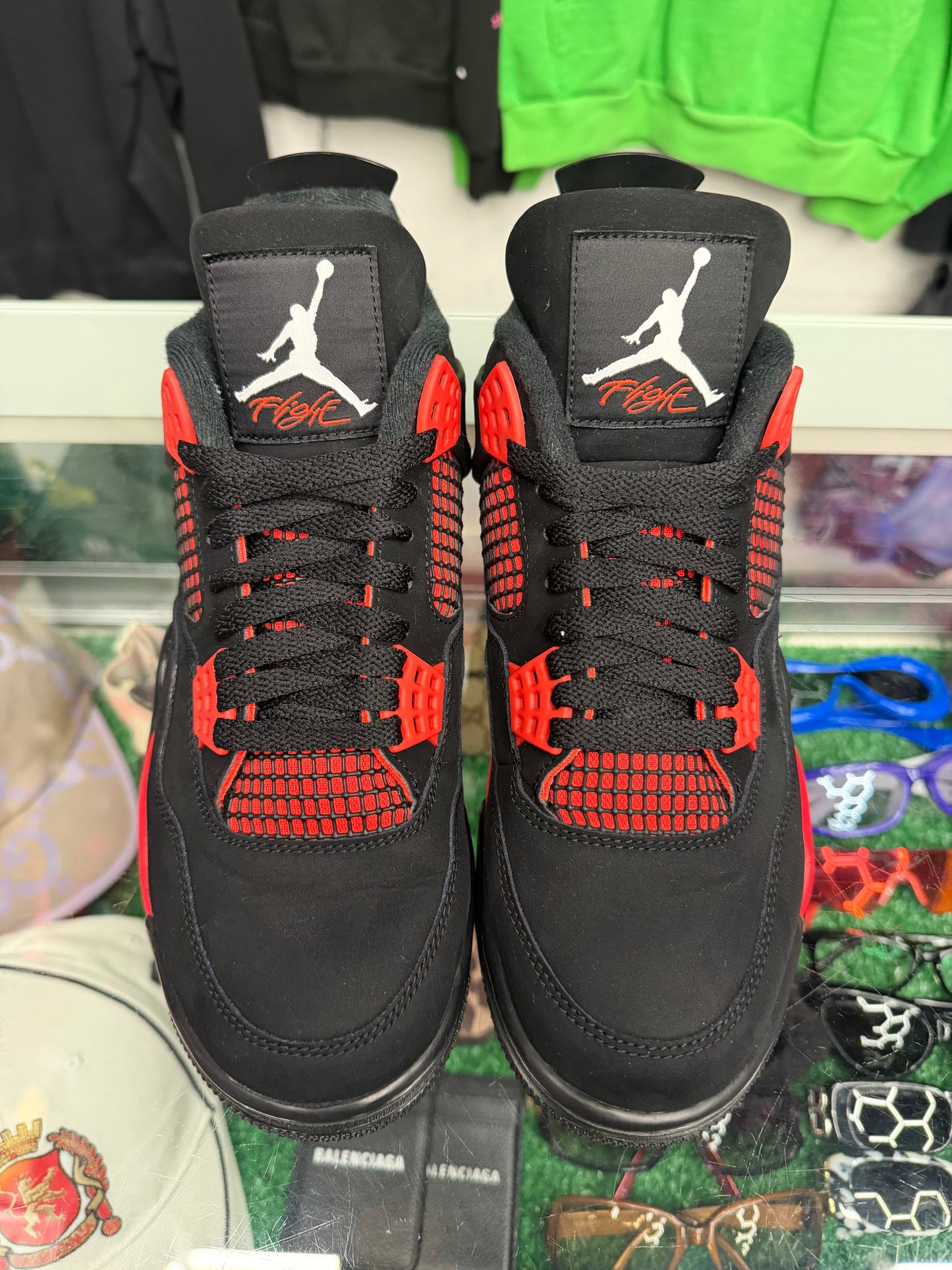 JORDAN 4 RED THUNDER (PRE-OWNED W/ BOX)
