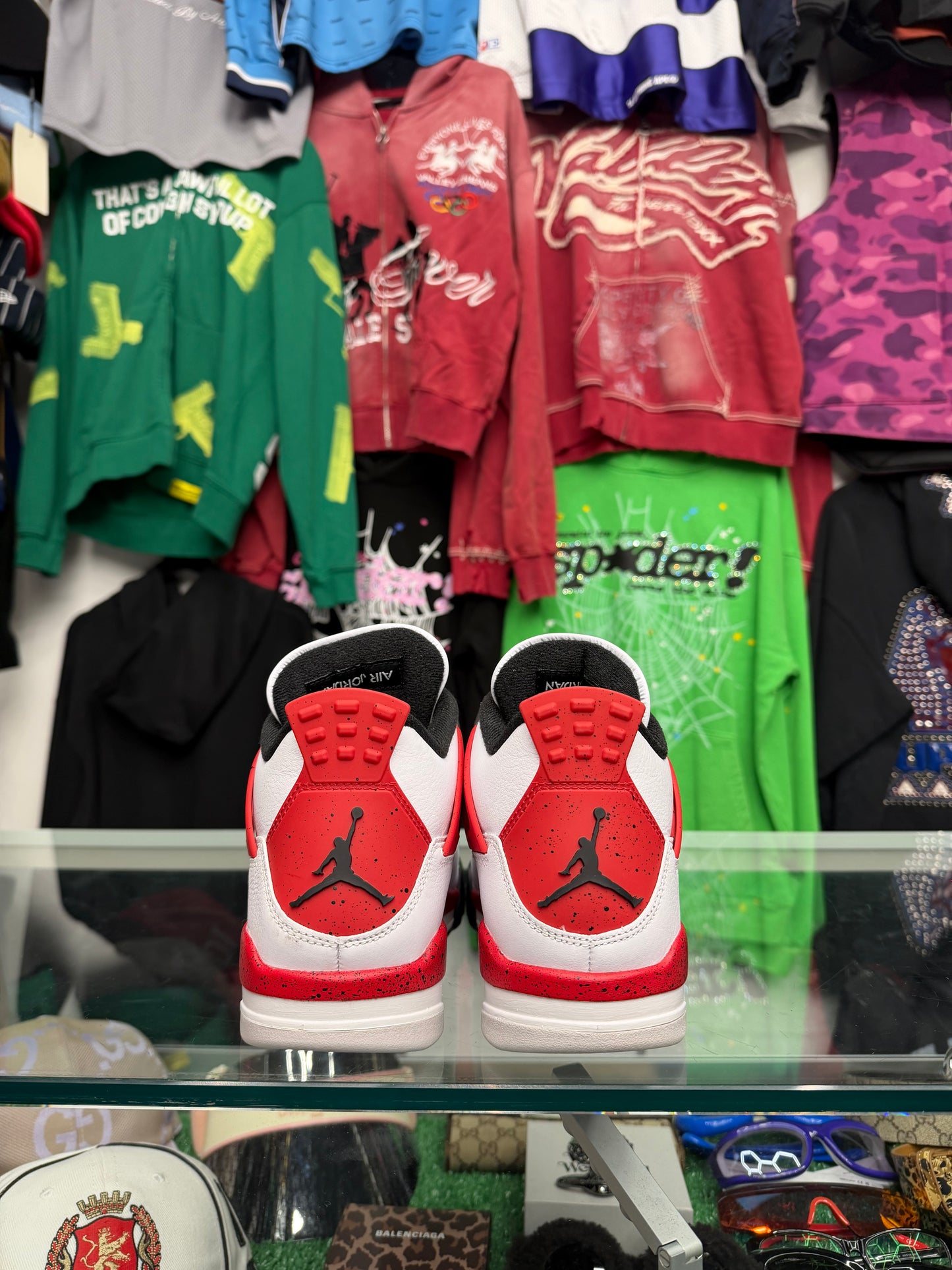 JORDAN 4 RED CEMENT (PRE-OWNED W/ BOX)