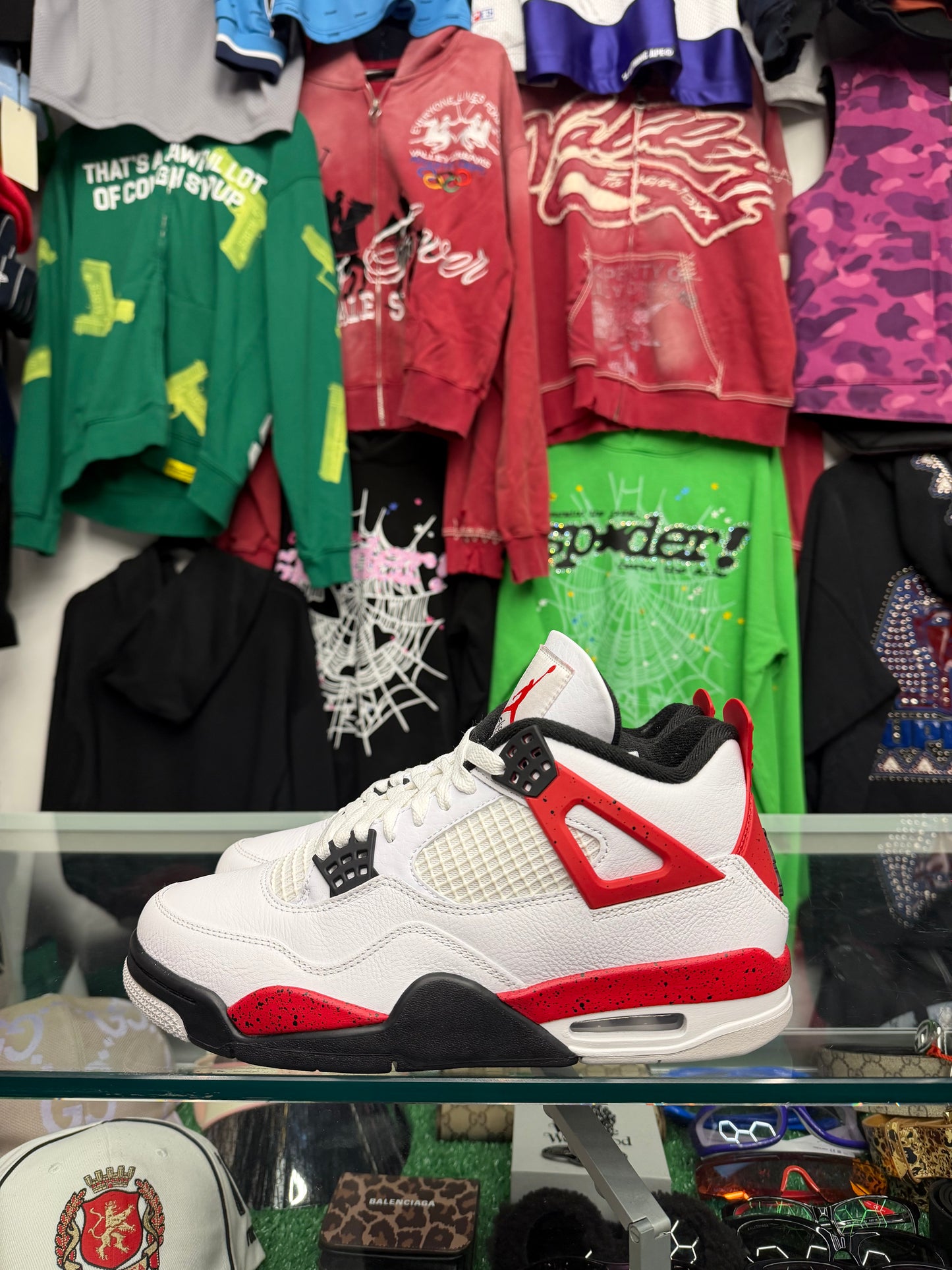 JORDAN 4 RED CEMENT (PRE-OWNED W/ BOX)