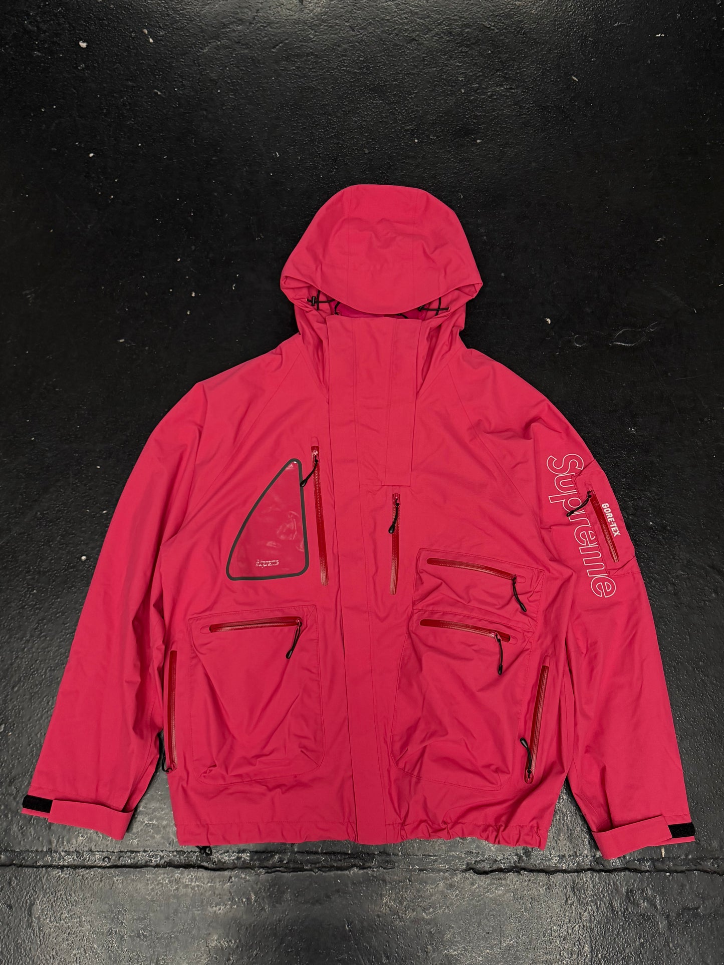 SUPREME GORE-TEX TECH SHELL JACKET (PRE-OWNED)