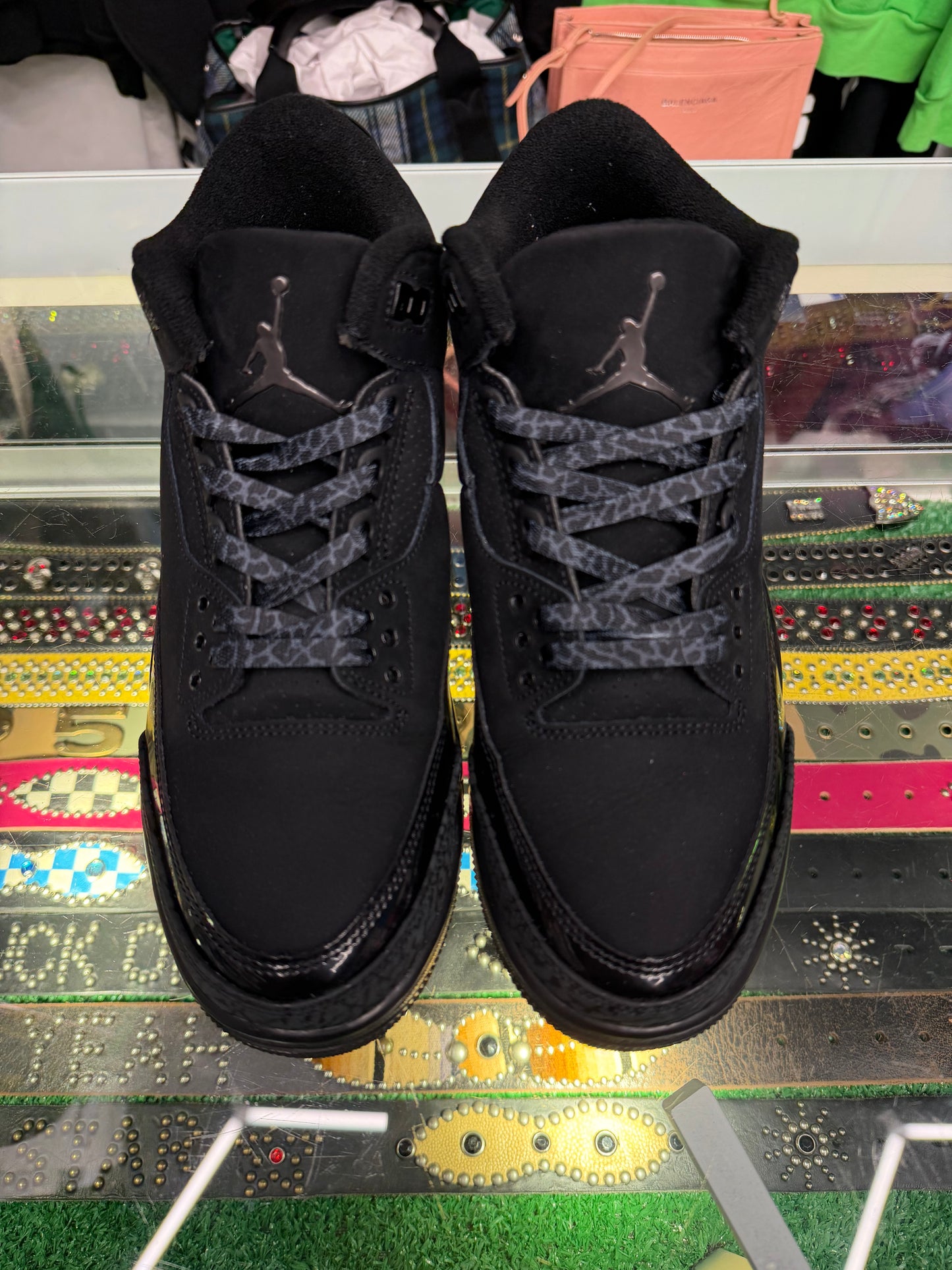 JORDAN 3 BLACK CAT (PRE-OWNED W/ BOX)