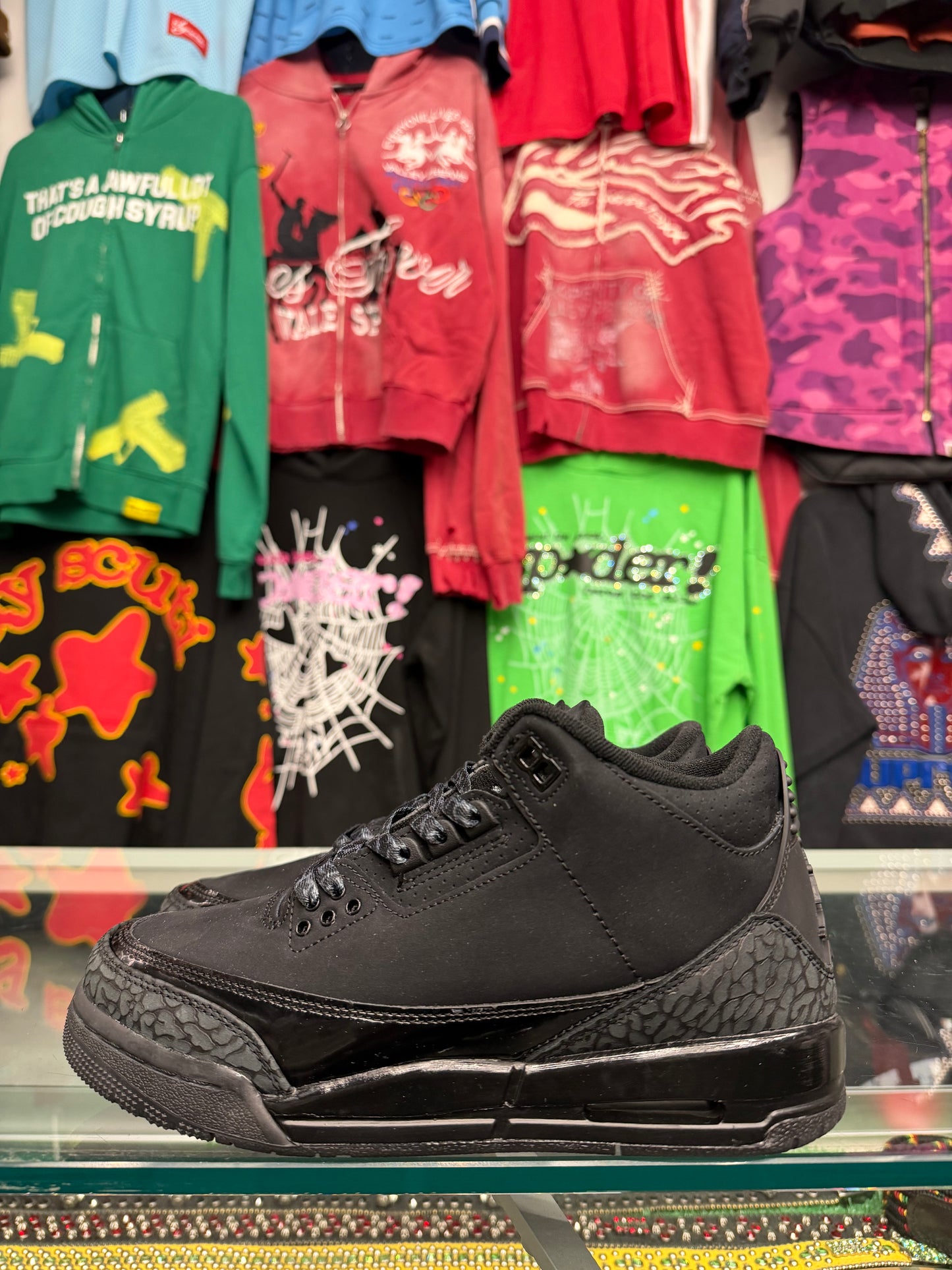 JORDAN 3 BLACK CAT (PRE-OWNED W/ BOX)