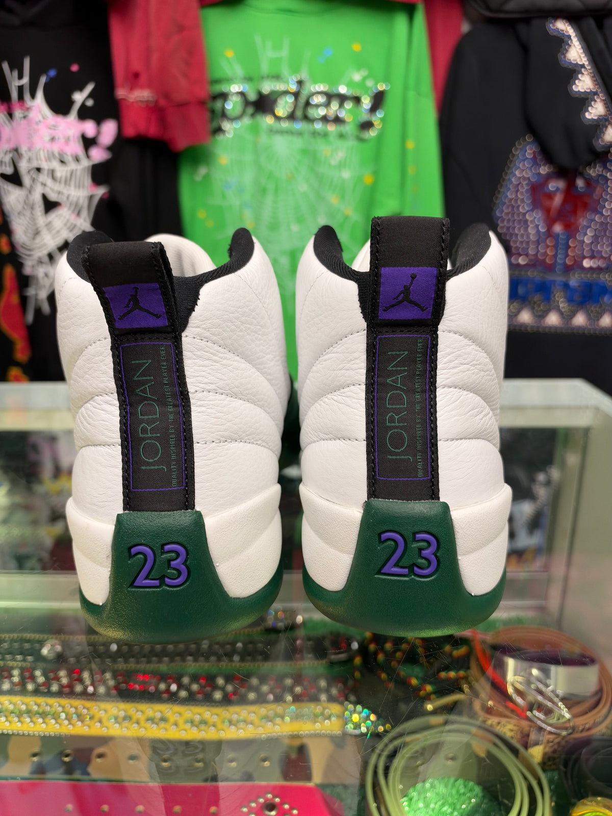 JORDAN 12 BUCKS (PRE-OWNED)
