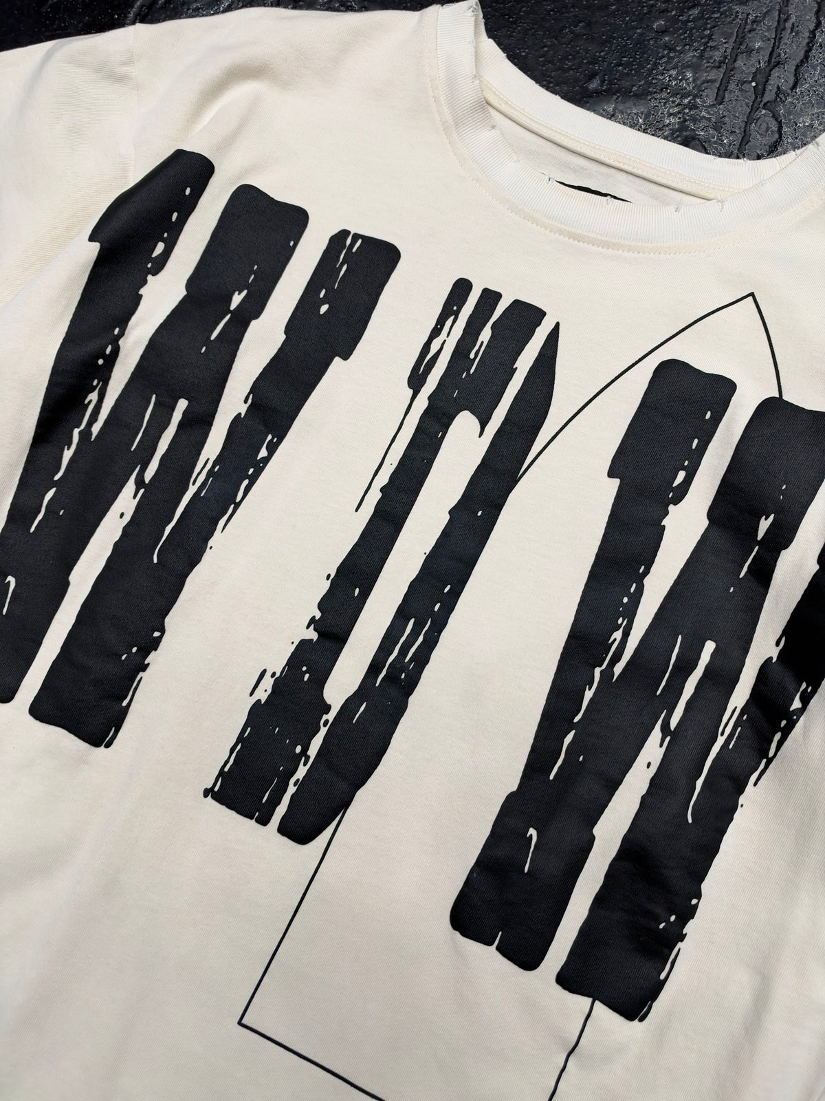 WHO DECIDES WAR WHITE TEE (PRE-OWNED)