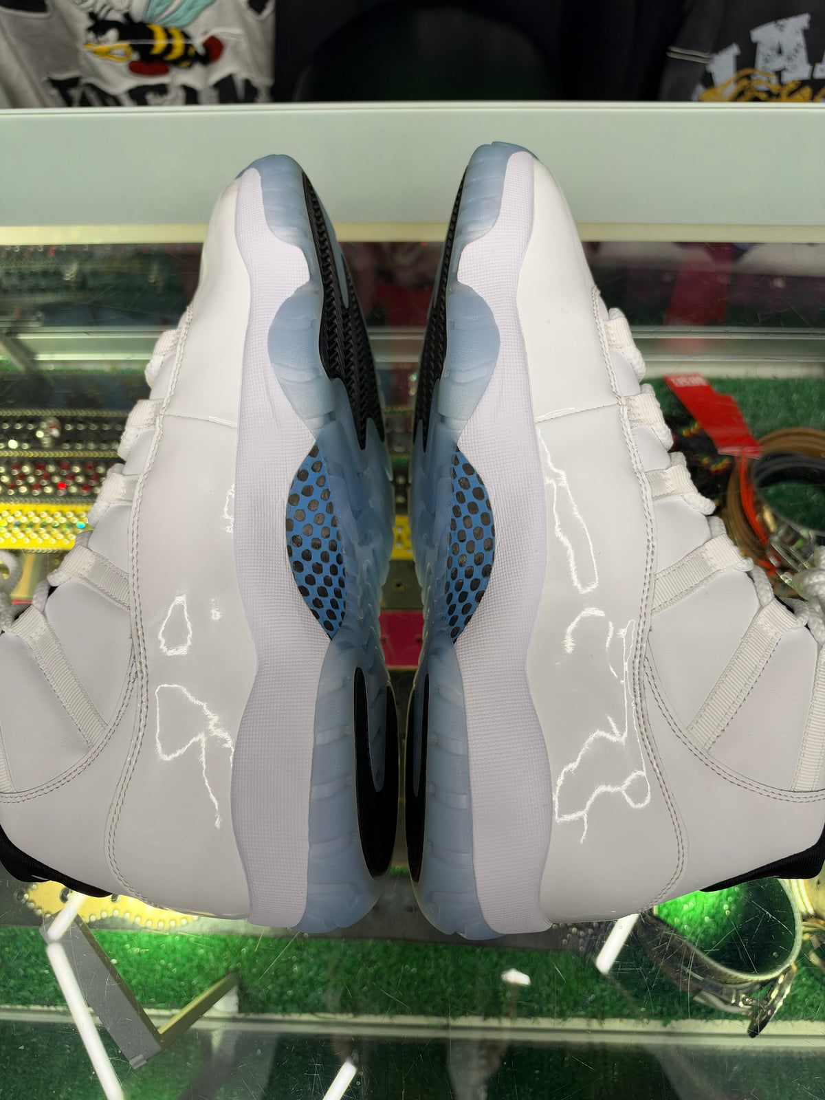 JORDAN 11 HIGH LEGEND BLUE (PRE-OWNED NO BOX)