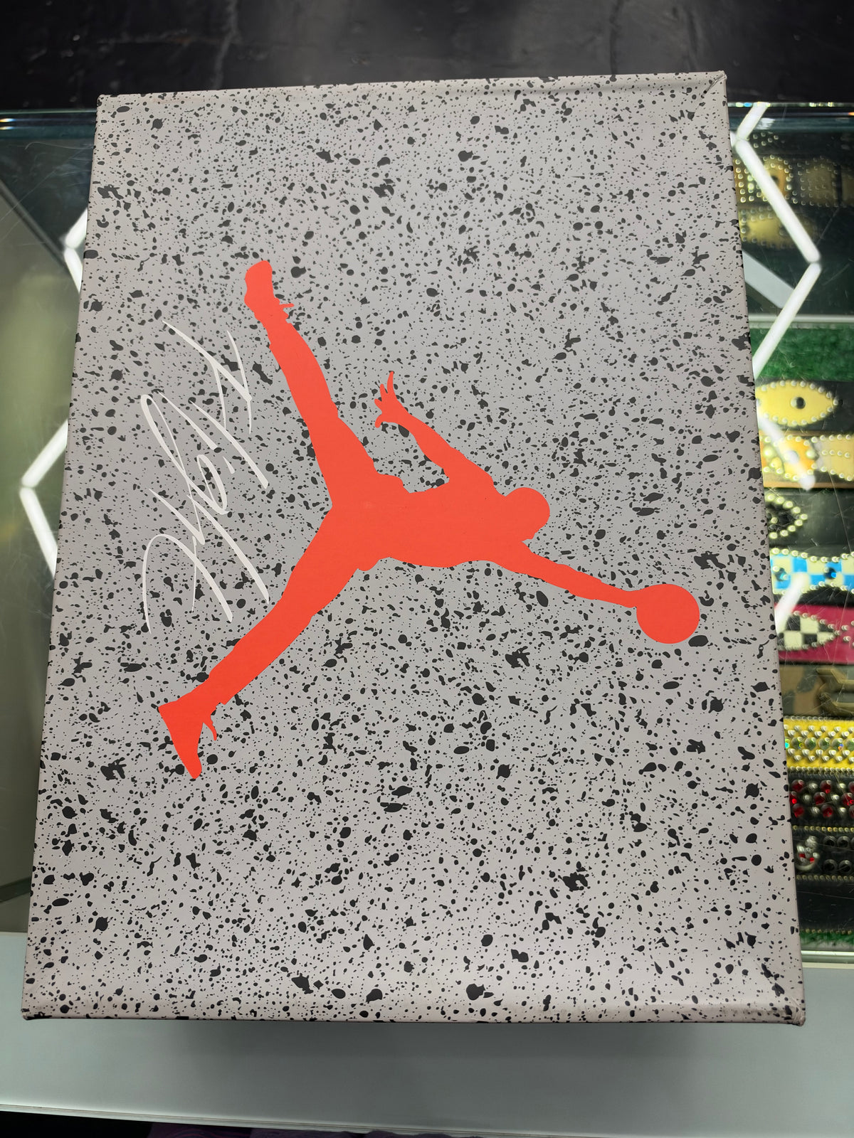 JORDAN 4 REIMAGINED BRED (PRE-OWNED)
