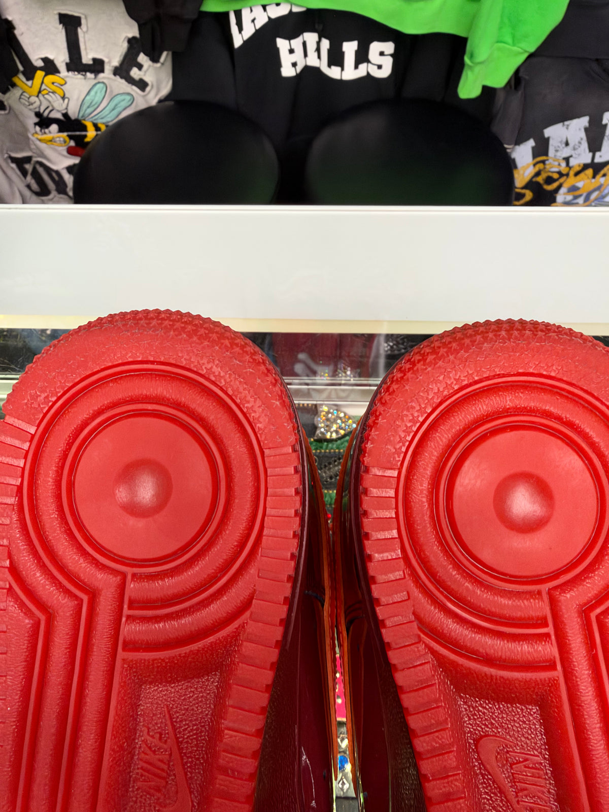 NIKE AIRFORCE 1 PATENT LEATHER DARK TEAM RED SAFETY ORANGE (PRE-OWNED)
